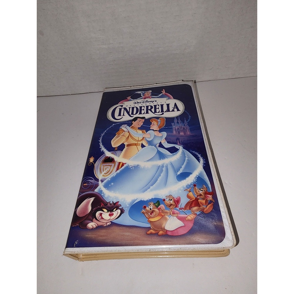 Walt Disney Masterpiece Collection Cinderella VHS Movie in Clamshell case